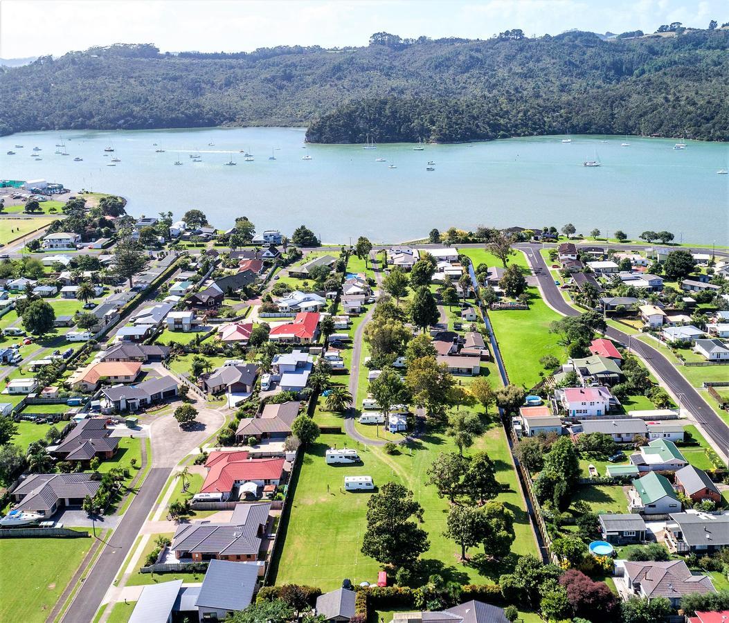 Harbourside Holiday Park Whitianga Exterior foto